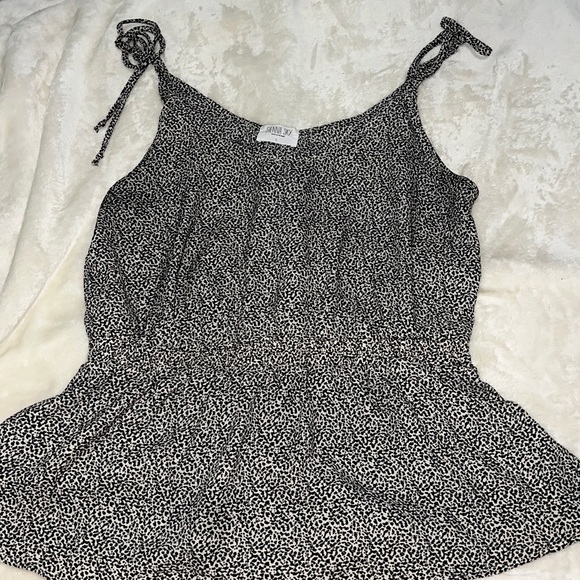 Blouse Tank - Picture 1 of 2